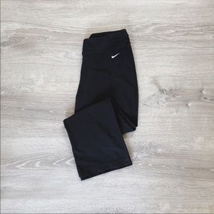 Nike cropped pants